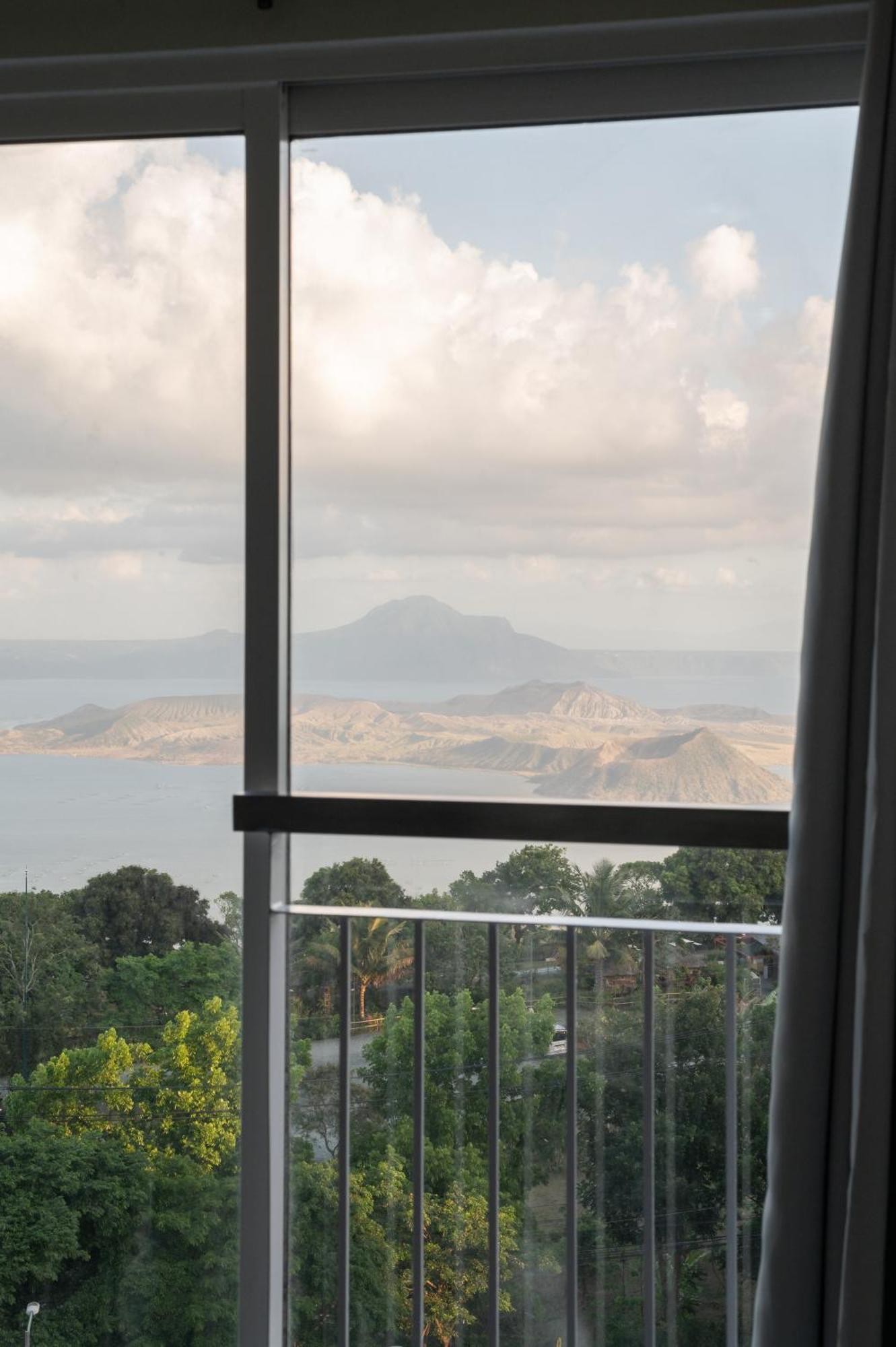 Wind Residence 4 Tagaytay City Exterior foto
