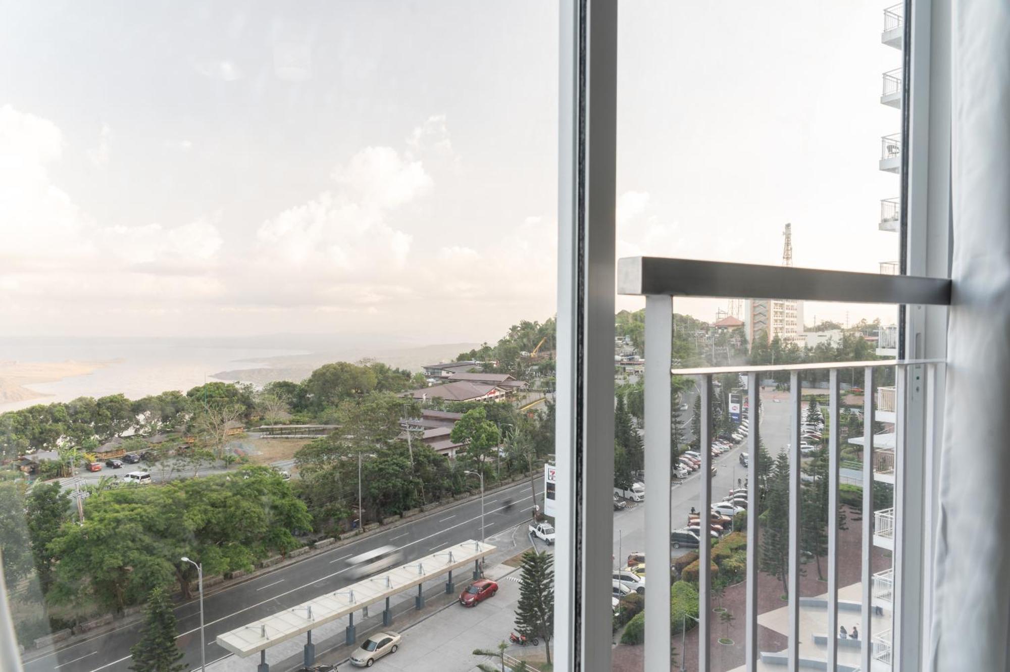Wind Residence 4 Tagaytay City Exterior foto
